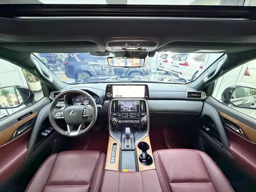 Lexus LX 2025 из CN, фото 8