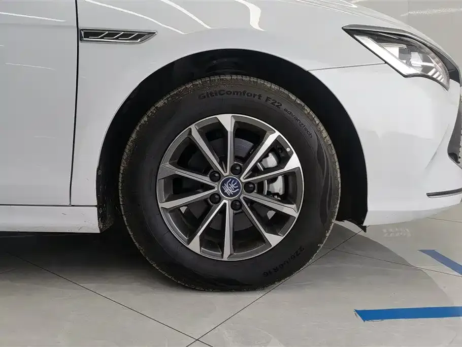 BYD Qin PLUS — фото 3