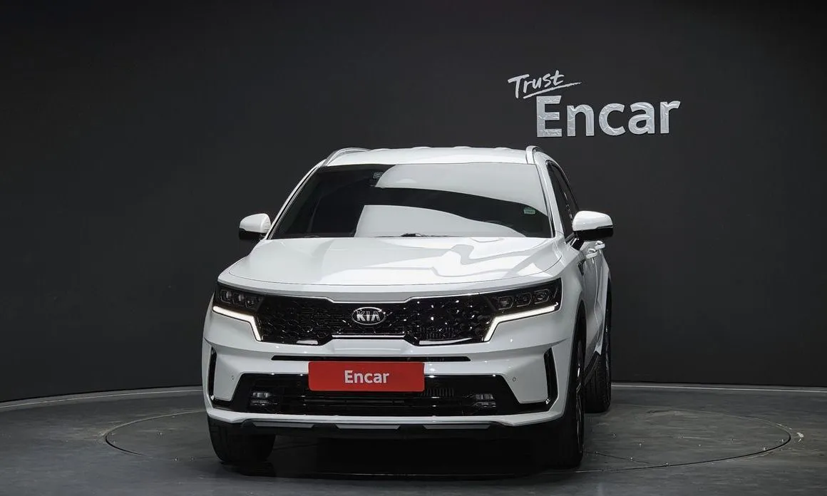 Kia Sorento — фото 6