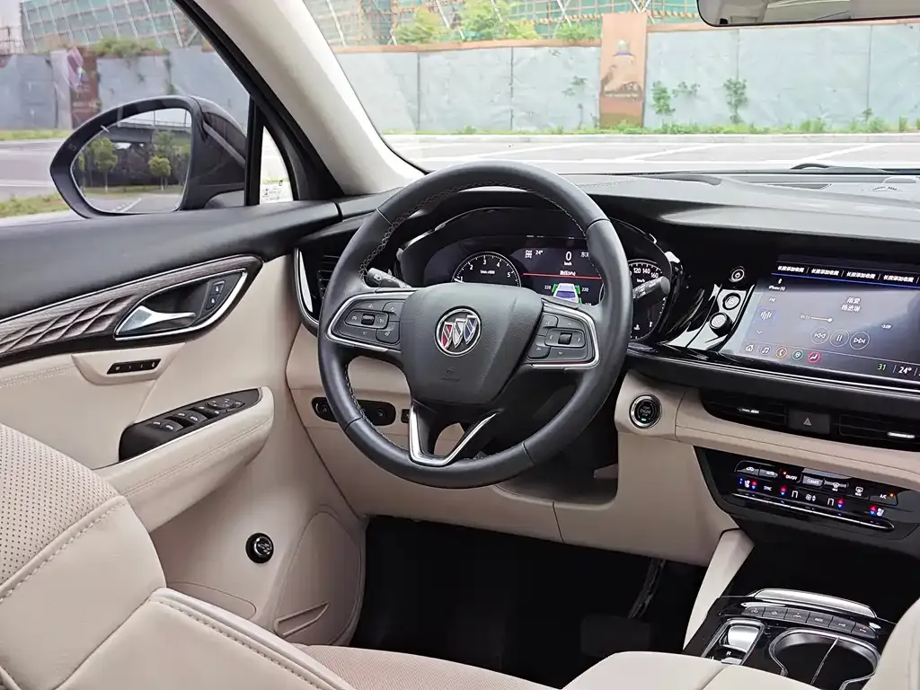 Buick Envision Plus — фото 2