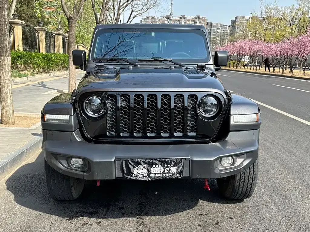 Jeep Gladiator 2024 из CN, фото 8