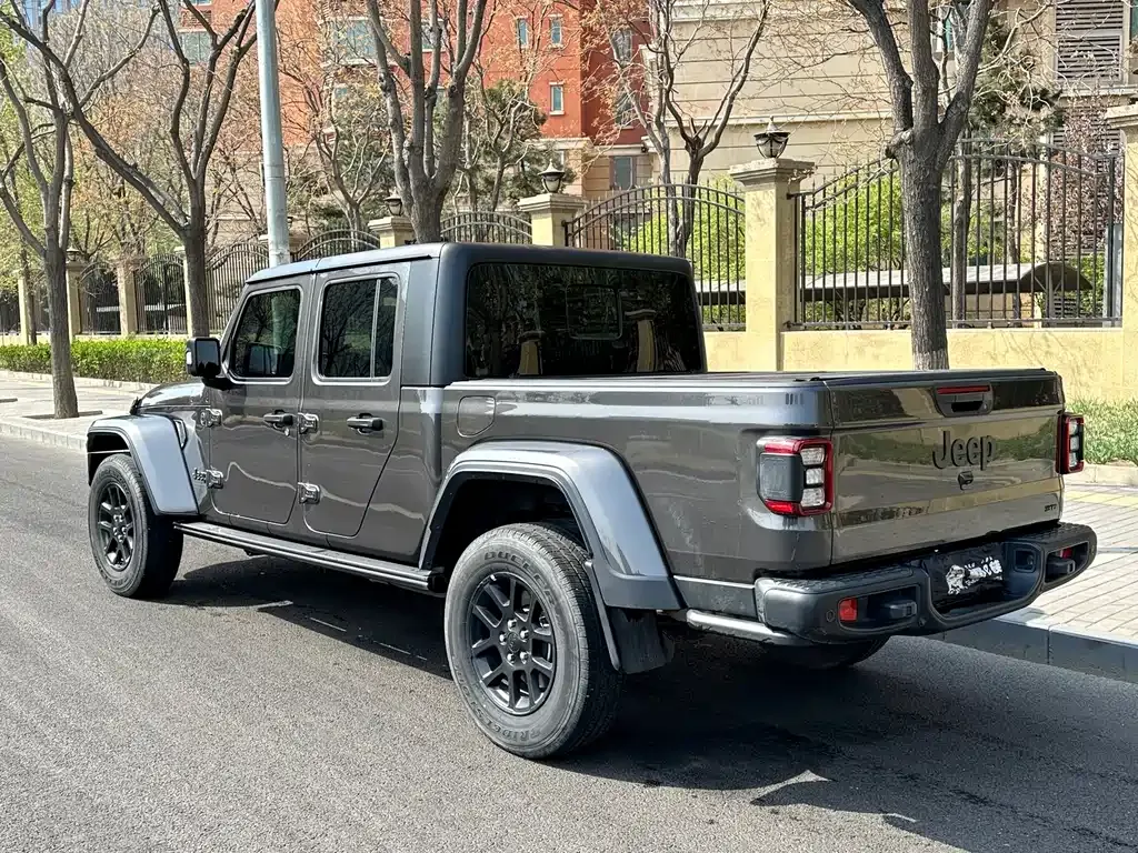 Jeep Gladiator 2024 из CN, фото 6