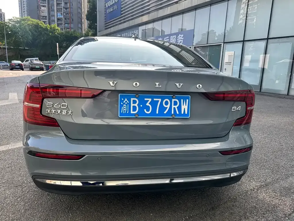 Volvo S60 2024 из CN, фото 7