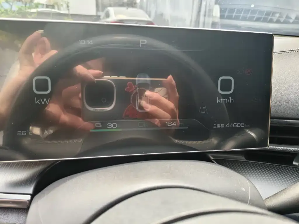 BYD Seal — фото 3