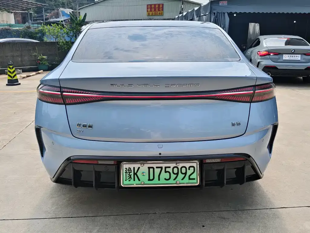 BYD Seal — фото 5