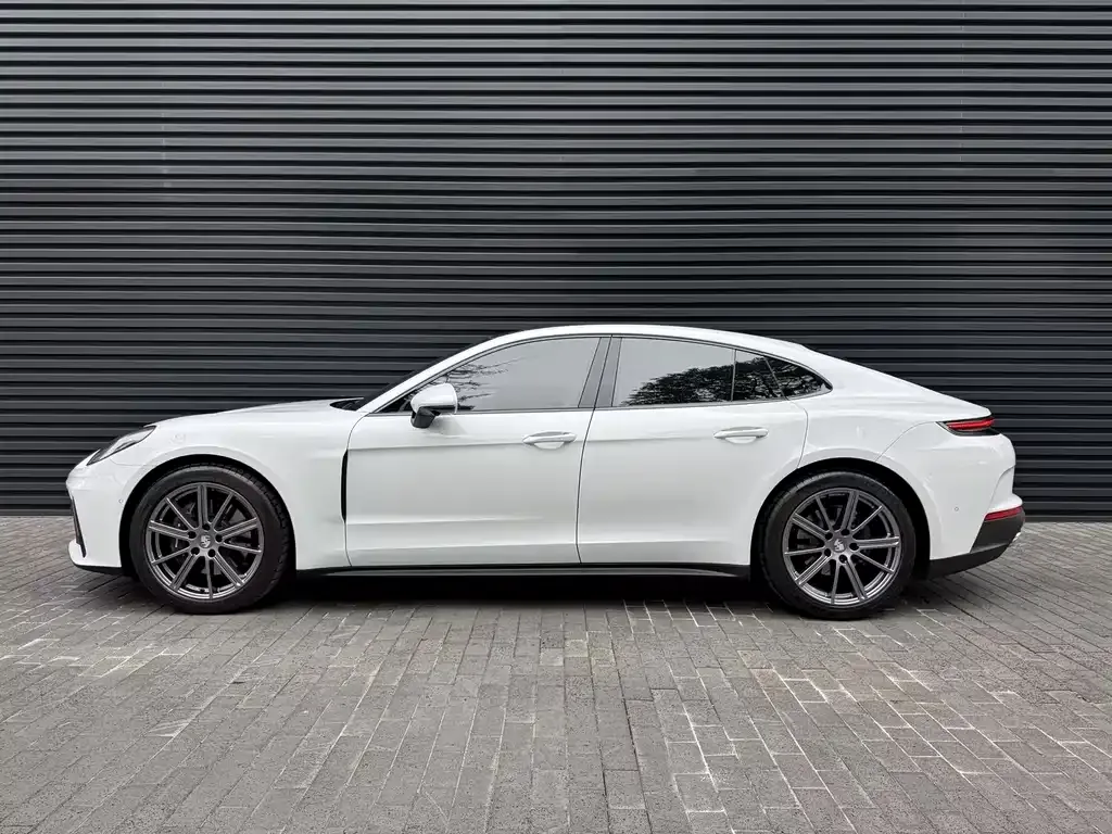 Porsche Panamera 2025 из CN, фото 9
