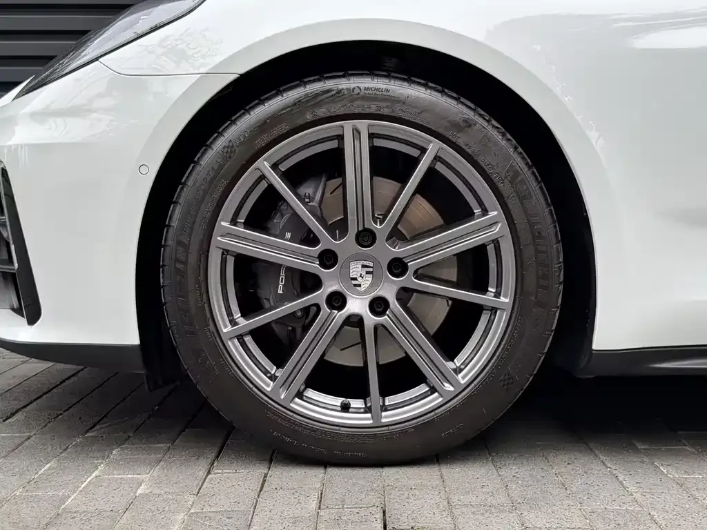 Porsche Panamera 2025 из CN, фото 7