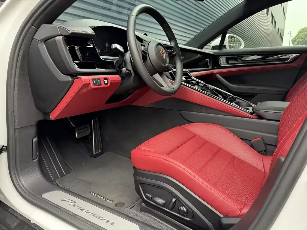 Porsche Panamera 2025 из CN, фото 8