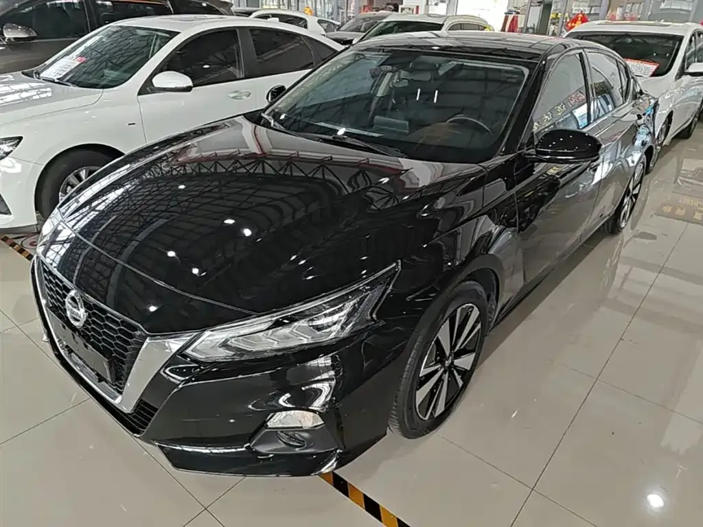 Nissan Teana — фото 2