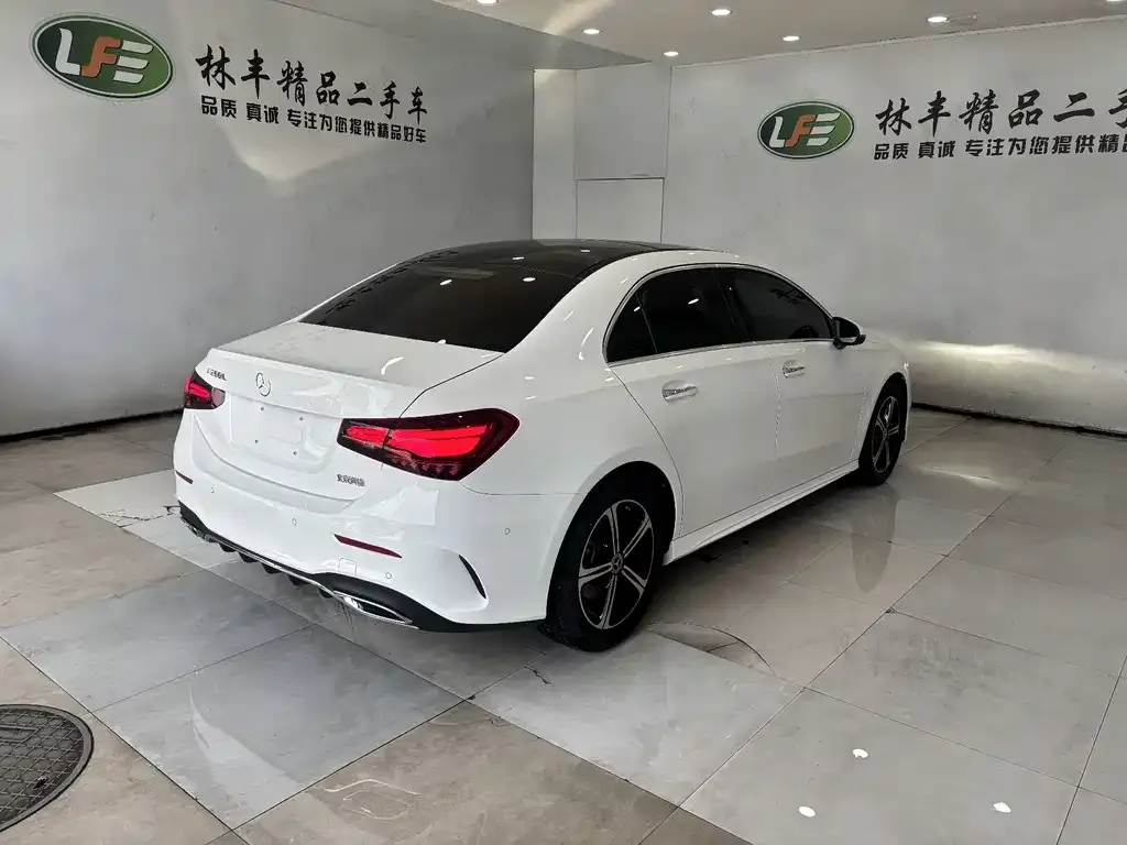 Mercedes-Benz A-Class — фото 10