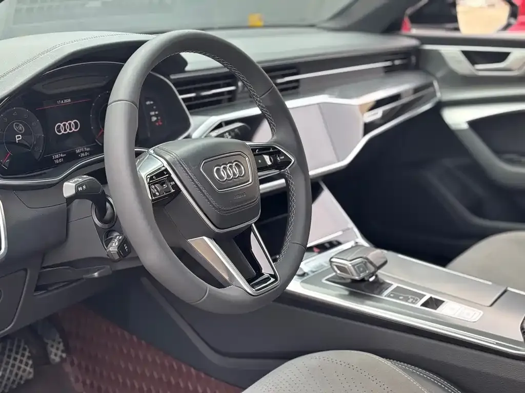 Audi A6L — фото 2