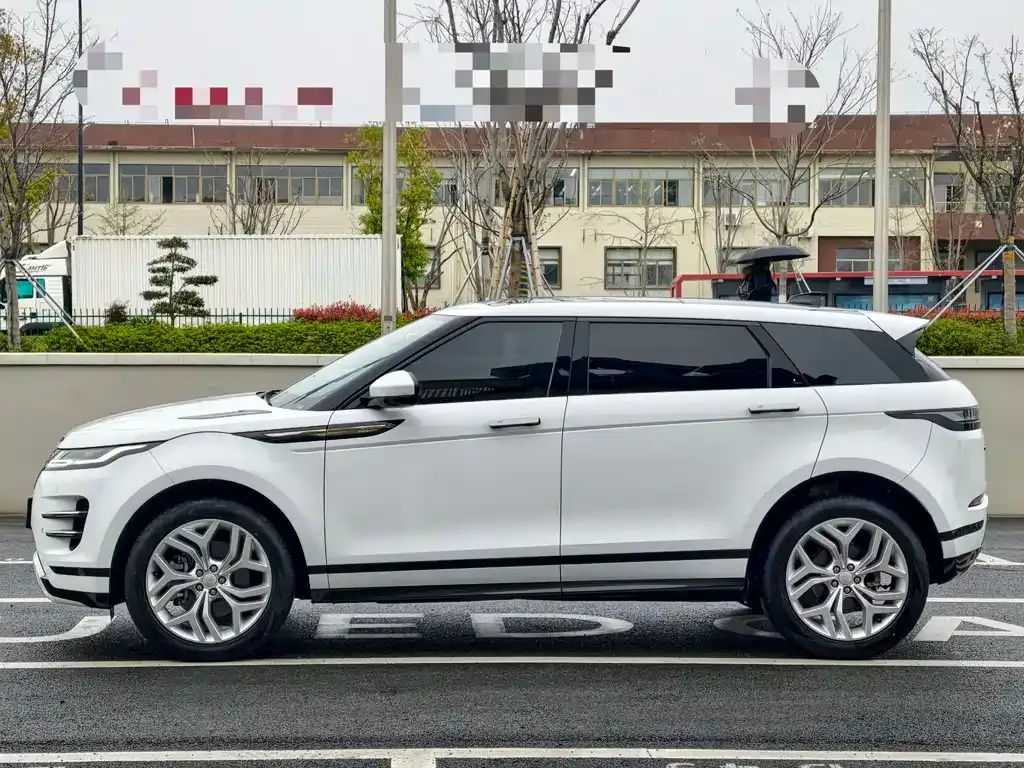 Land Rover Evoque — фото 10
