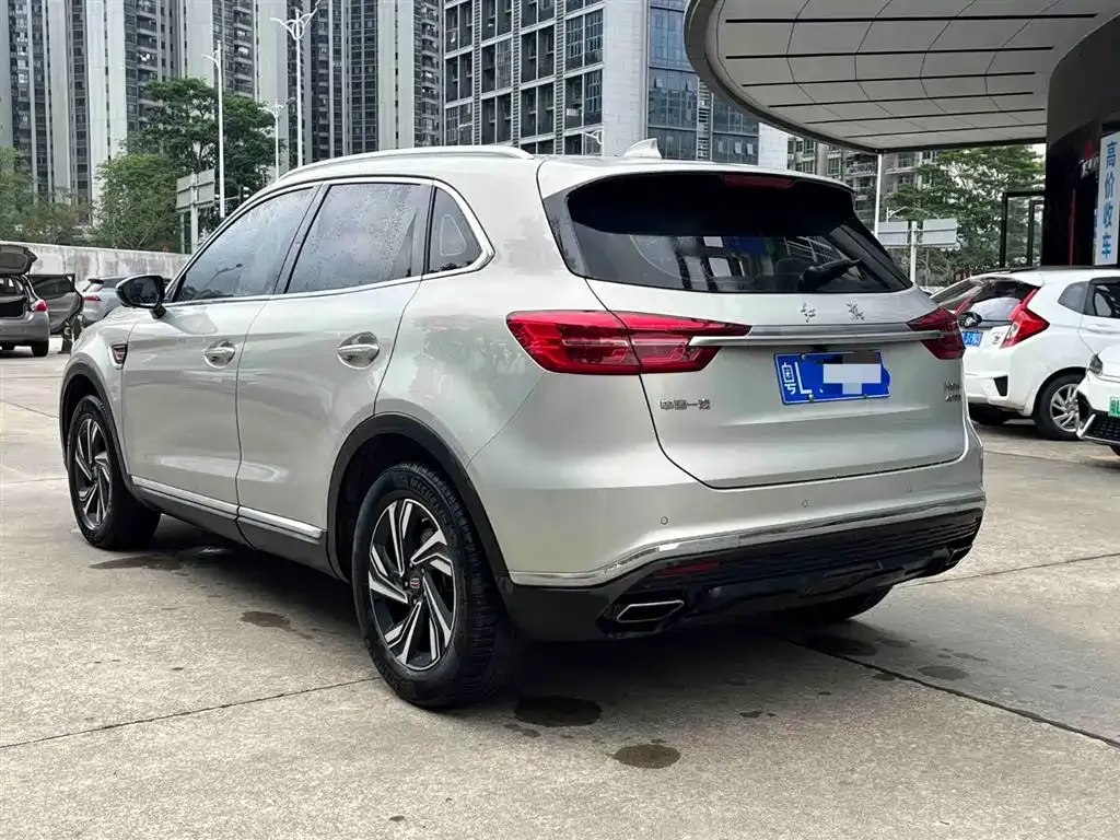 Hongqi HS5 — фото 4