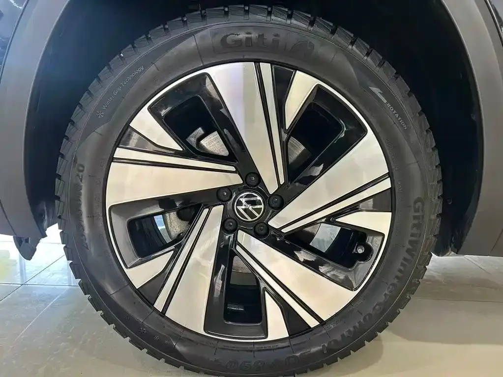 Volkswagen Teramont X 2022 из CN, фото 9