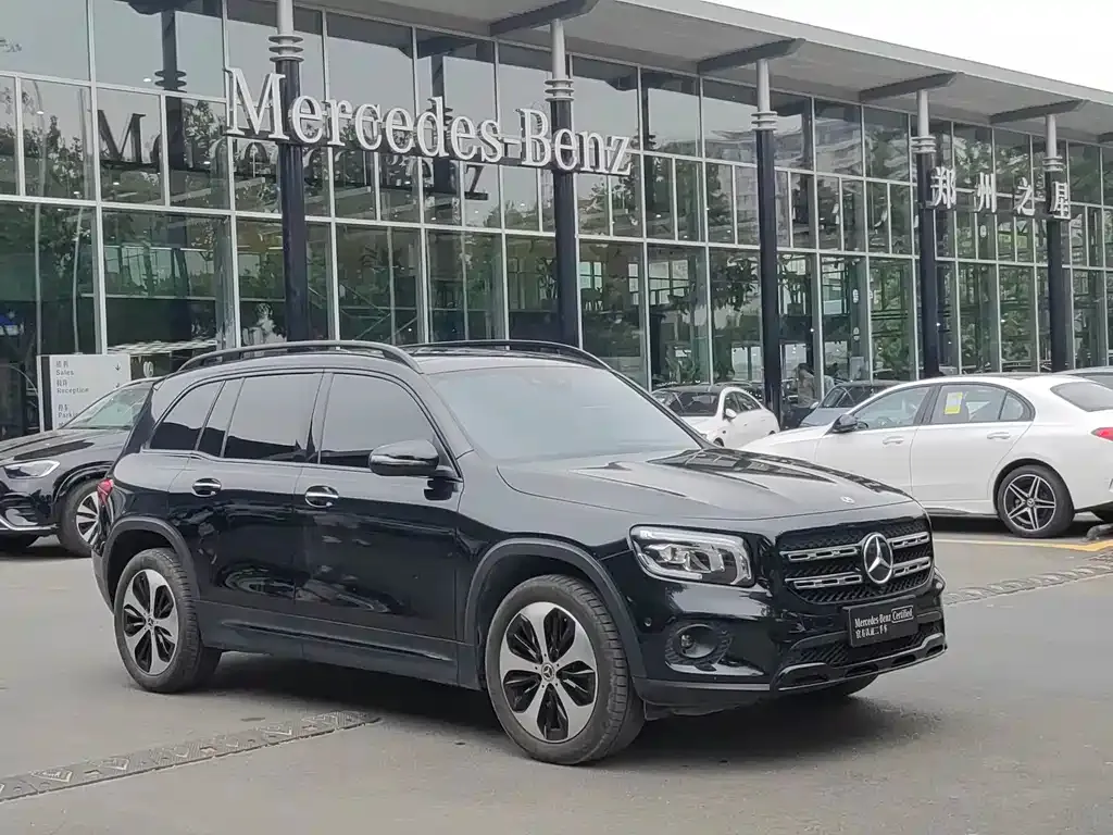 Mercedes-Benz GLB — фото 7