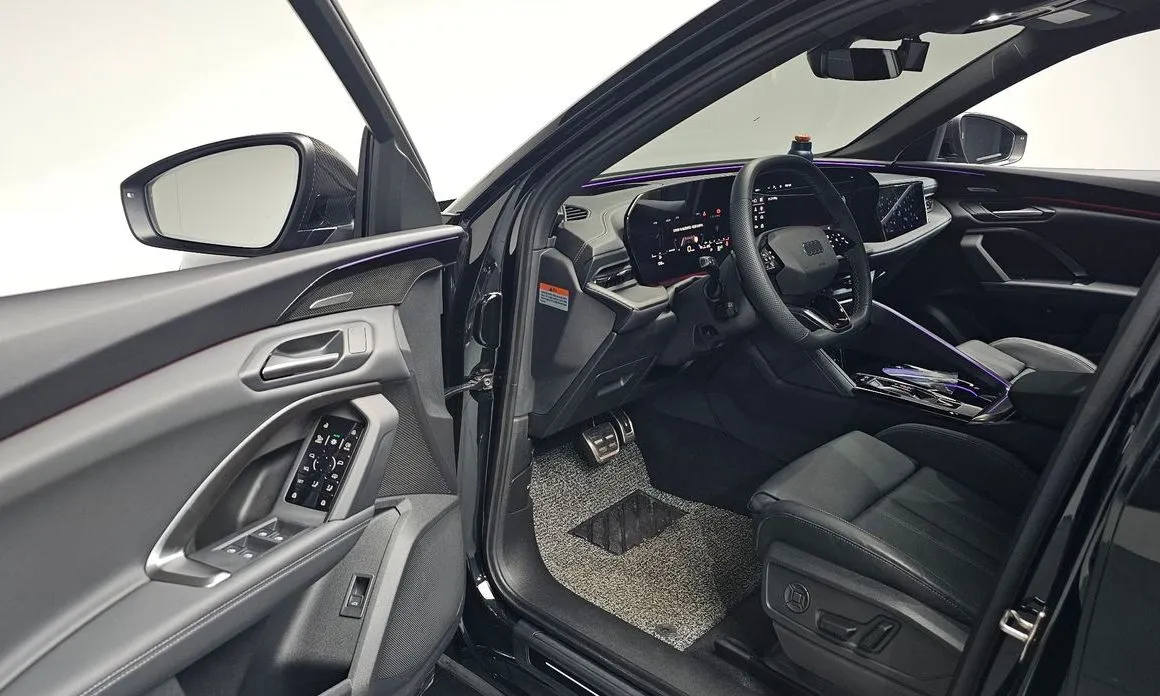 Audi Q5 2025 из KR, фото 9