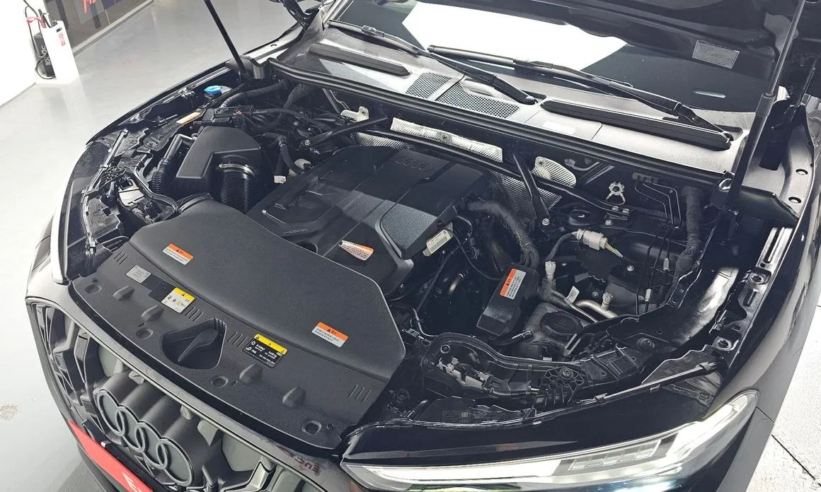 Audi Q5 2025 из KR, фото 10