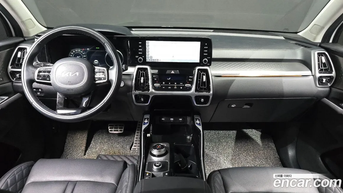 Kia Sorento — фото 10