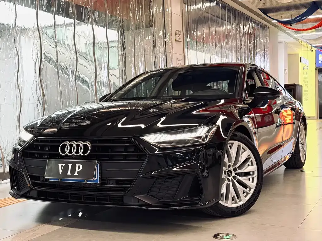 Audi A7 — фото 1