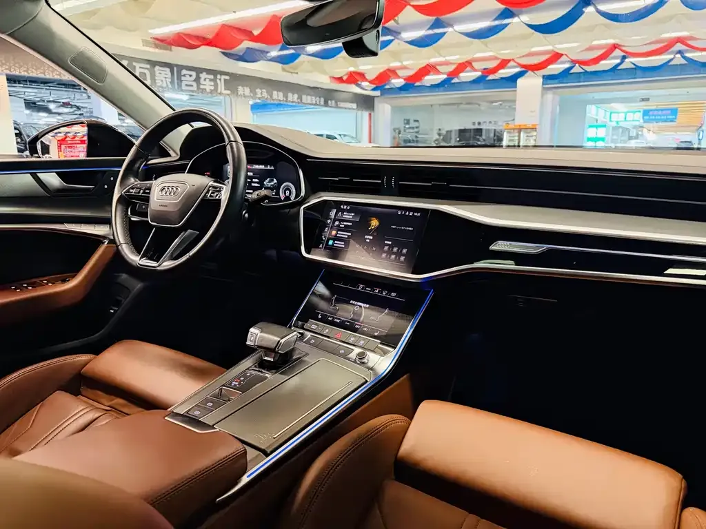 Audi A7 — фото 8