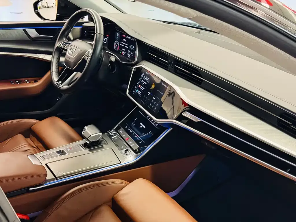 Audi A7 — фото 10