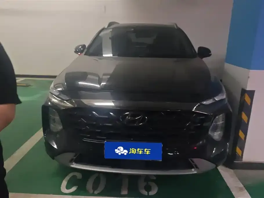 Hyundai Santa Fe 2023 из CN, фото 3