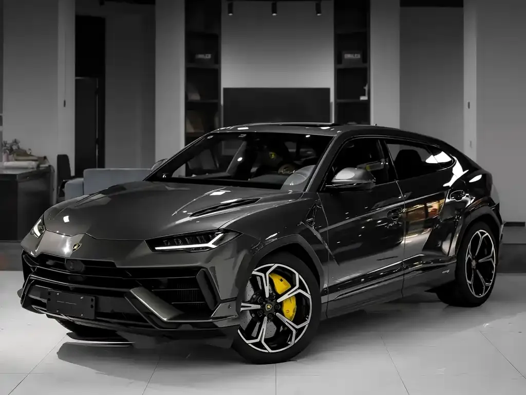 Lamborghini Urus — фото 1