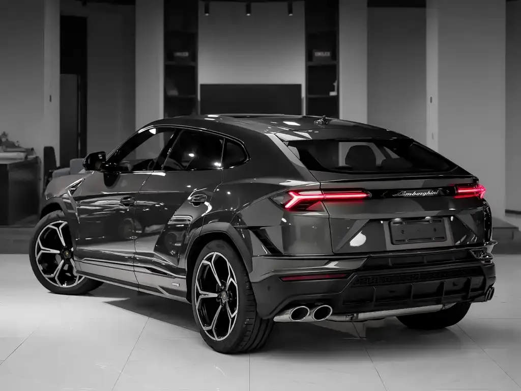 Lamborghini Urus — фото 3