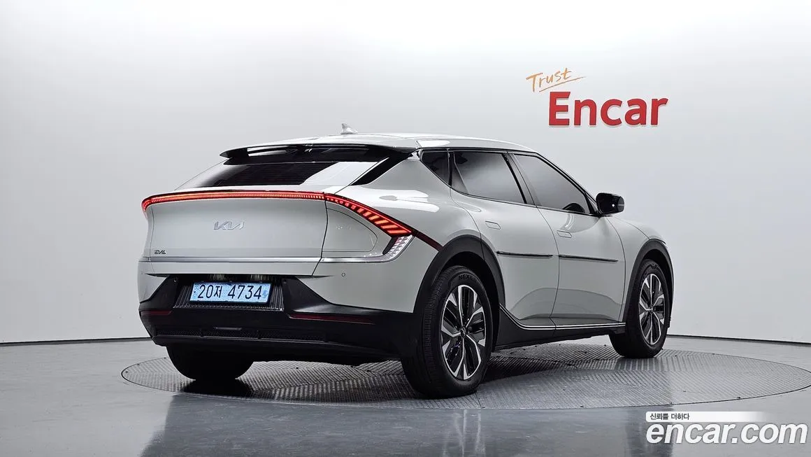 Kia EV6 — фото 3
