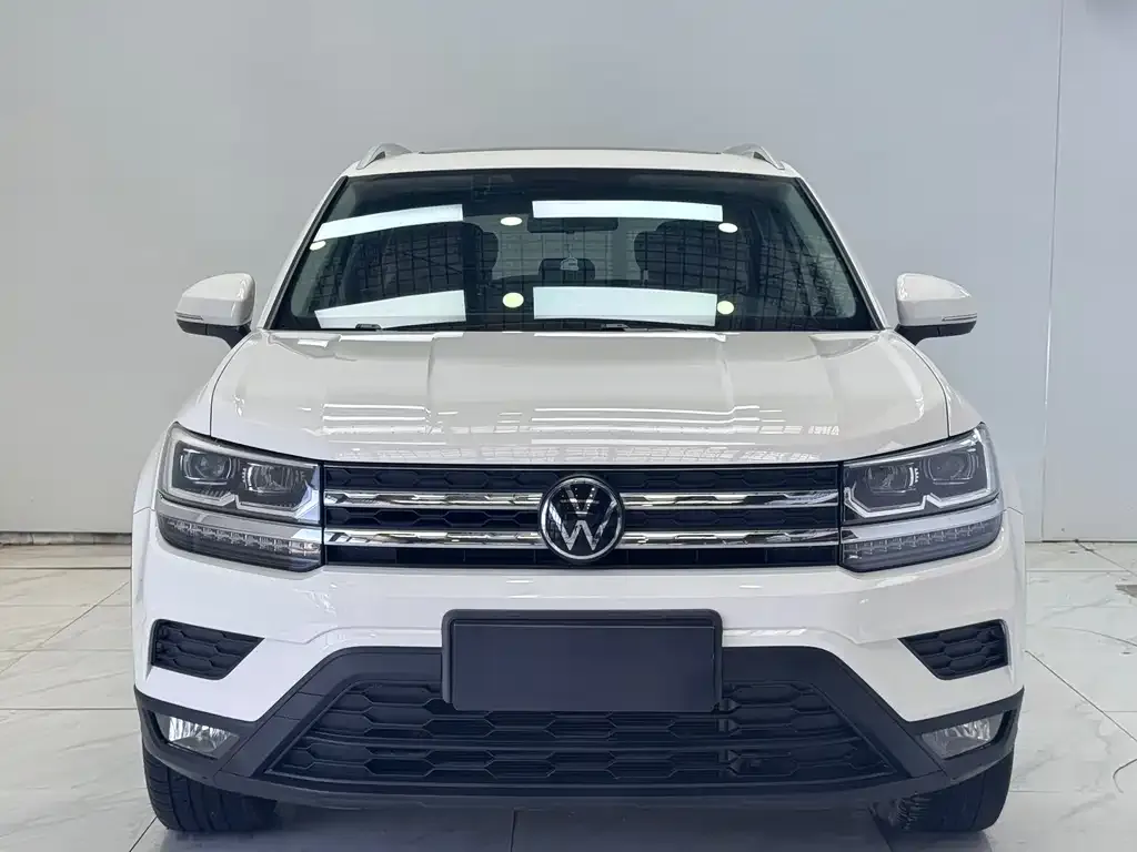 Volkswagen Tharu — фото 4