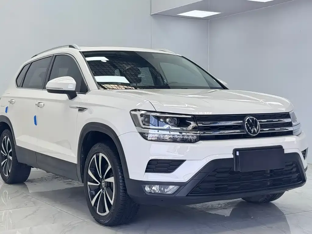 Volkswagen Tharu — фото 7