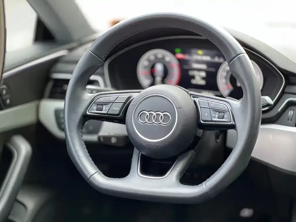 Audi A5 (Import) — фото 2