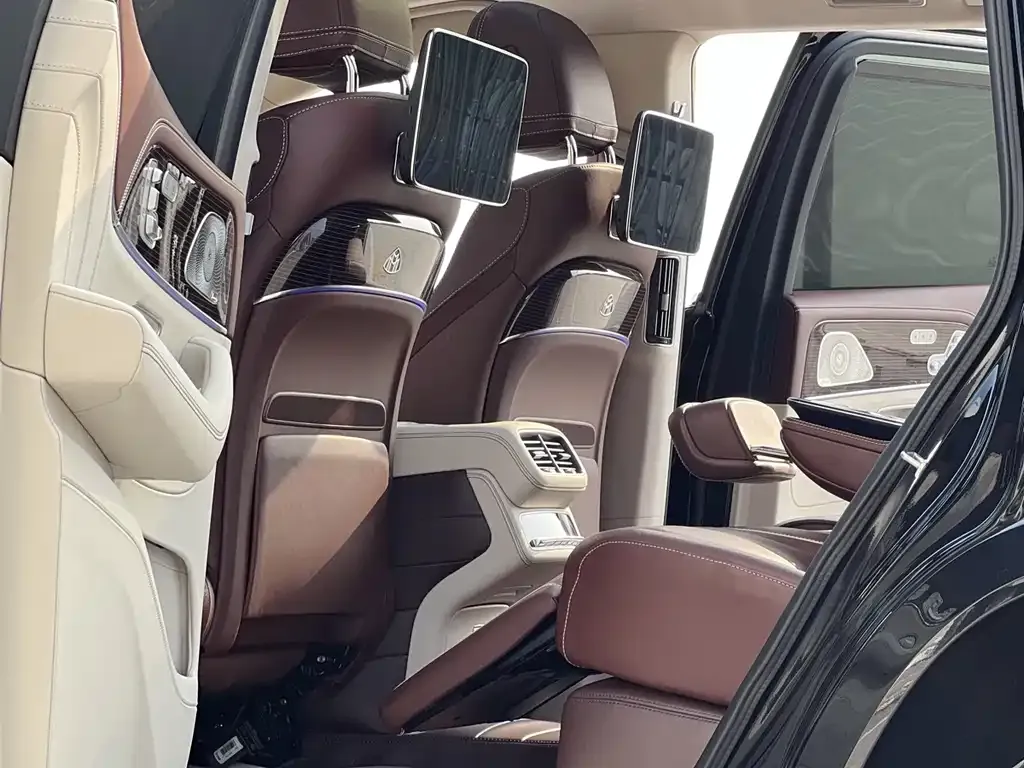 Mercedes-Benz GLS — фото 10