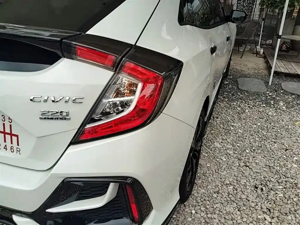 Honda Civic — фото 5