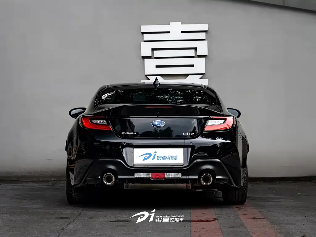 Subaru BRZ 2023 из CN, фото 5