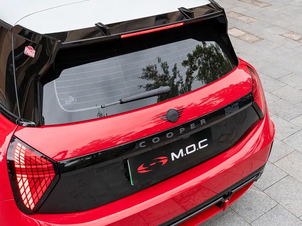 MINI JCW Electric 2025 из CN, фото 8