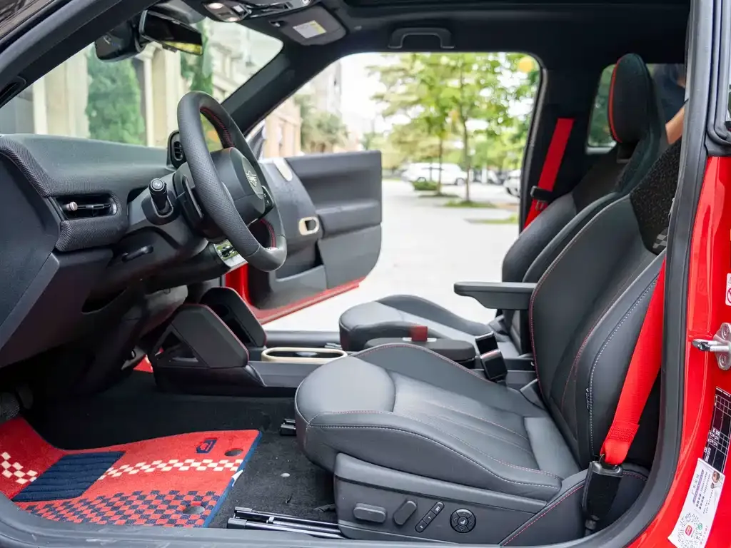 MINI JCW Electric 2025 из CN, фото 7