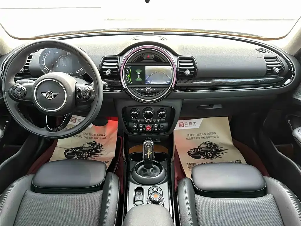 MINI Clubman — фото 10
