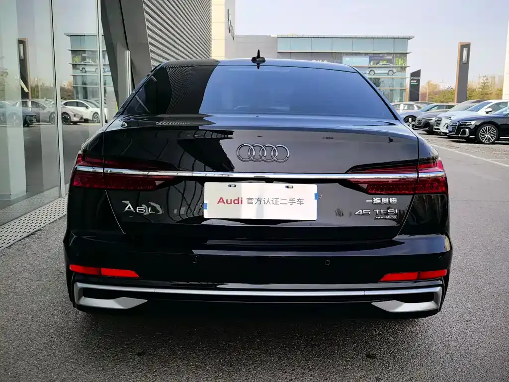 Audi A6L — фото 4