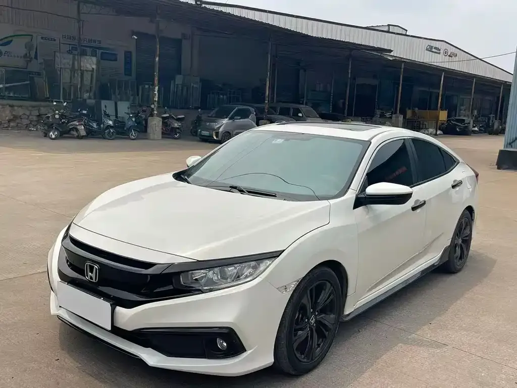 Honda Civic — фото 1
