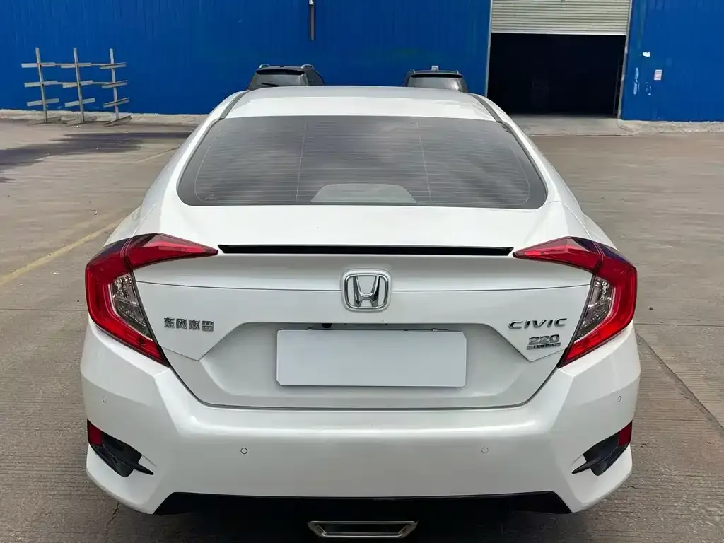 Honda Civic — фото 2