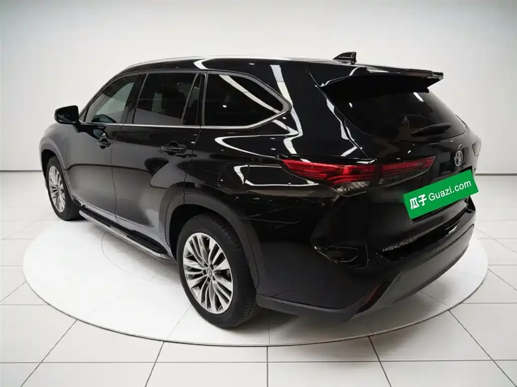 Toyota Highlander 2023 из CN, фото 6