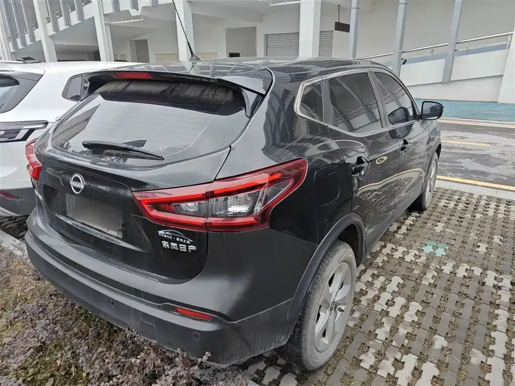 Nissan Qashqai — фото 3