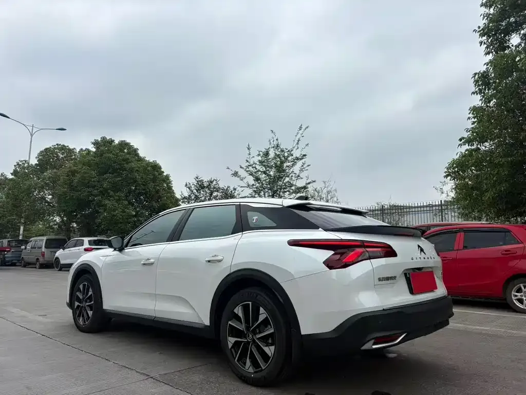 Citroen C5 X 2024 из CN, фото 5