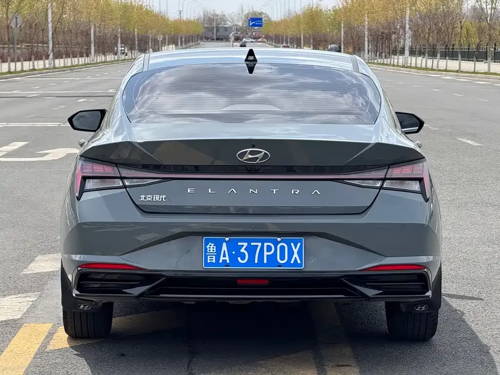 Hyundai Elantra 2023 из CN, фото 7