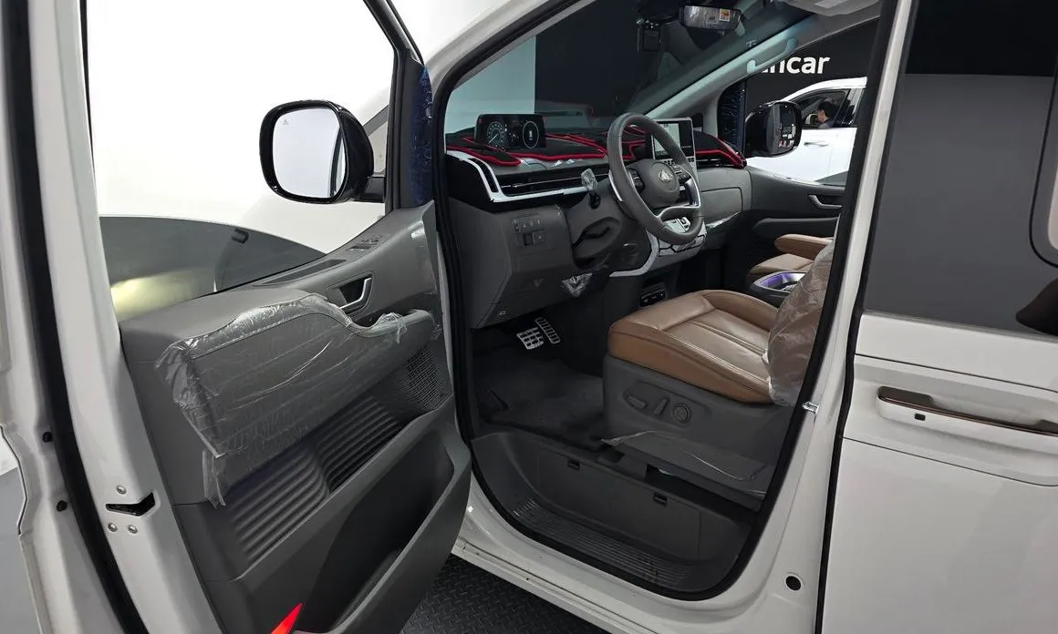 Hyundai Staria 2025 из KR, фото 6