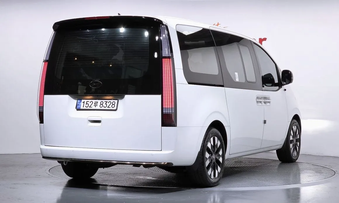 Hyundai Staria 2025 из KR, фото 3