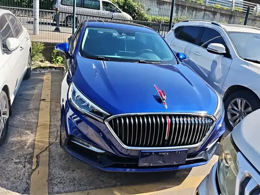 Hongqi H5 — фото 8