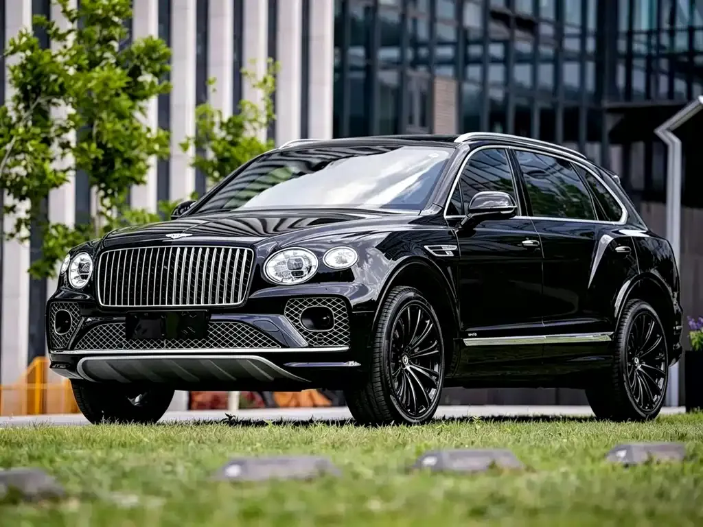Bentley Bentayga — фото 1