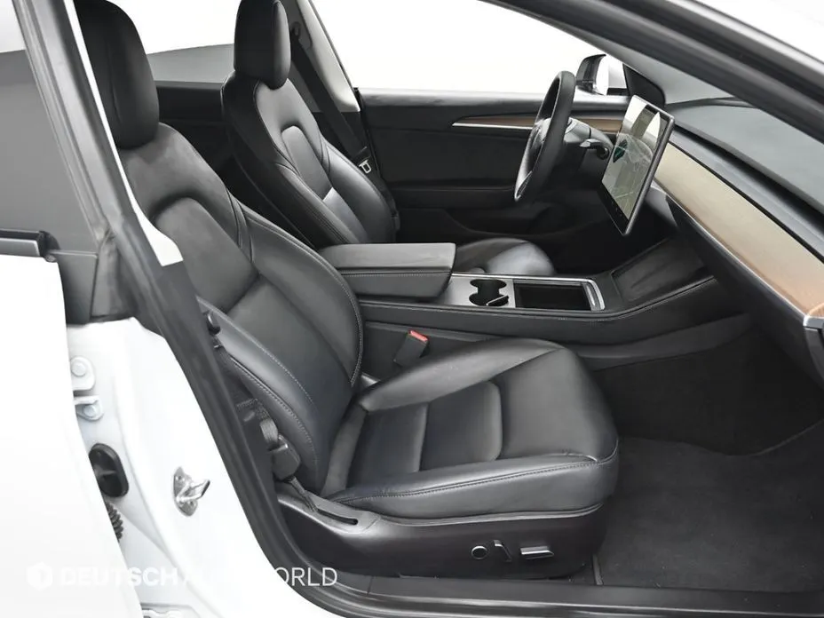 Tesla Model 3 2021 из KR, фото 7